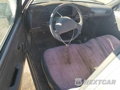 Zdjęcie 8 z 12 samochodu: 1993 TOYOTA PICKUP 1/2 TON SHORT WHEELBASE STB VIN:4TARN81A9PZ067664 - miniatura