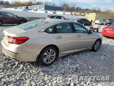 Trzecie zdjęcie samochodu z tyłu: 2020 HONDA ACCORD LX VIN:1HGCV1F15LA116556 - miniatura