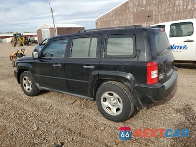 Drugie zdjęcie samochodu z przodu: 2008 JEEP PATRIOT SPORT VIN:1J8FF28W18D710437 - miniatura