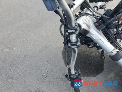 Zdjęcie 7 z 8 samochodu: 2001 KAWASAKI KL650 A VIN:JKAKLEA191A072714 - miniatura