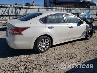 Trzecie zdjęcie samochodu z tyłu: 2015 NISSAN ALTIMA 2.5 VIN:1N4AL3AP8FN330334 - miniatura