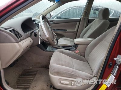 Zdjęcie 7 z 13 samochodu: 2005 TOYOTA CAMRY LE VIN:4T1BF30K05U109922 - miniatura