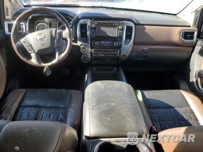 Zdjęcie 8 z 15 samochodu: 2016 NISSAN TITAN XD SL VIN:1N6BA1F40GN513426 - miniatura