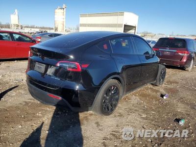 Trzecie zdjęcie samochodu z tyłu: 2020 TESLA MODEL Y VIN:5YJYGDEE4LF025709 - miniatura
