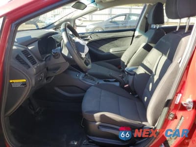 Zdjęcie 7 z 12 samochodu: 2015 KIA FORTE LX VIN:KNAFX4A62F5313138 - miniatura