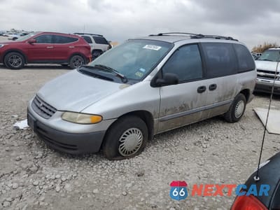 2000 CHRYSLER VOYAGER 2C4GJ2537YR780932 - główne zdjęcie licytacji z USA - miniatura