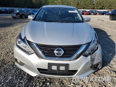 Piąte zdjęcie samochodu w środku: 2018 NISSAN ALTIMA 2.5 VIN:1N4AL3AP4JC181313 - miniatura