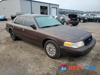 Czwarte zdjęcie samochodu z boku: 2004 FORD CROWN VICTORIA POLICE INTERCEPTOR VIN:2FAFP71W04X146218 - miniatura