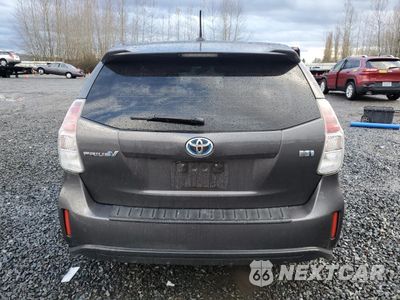 Zdjęcie 6 z 16 samochodu: 2015 TOYOTA PRIUS V VIN:JTDZN3EU7FJ027561 - miniatura