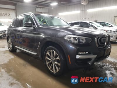 Czwarte zdjęcie samochodu z boku: 2019 BMW X3 XDRIVE30I VIN:5UXTR9C58KLP81252 - miniatura