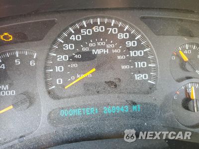 Zdjęcie 9 z 13 samochodu: 2003 CHEVROLET SUBURBAN K2500 VIN:3GNGK26G93G251454 - miniatura