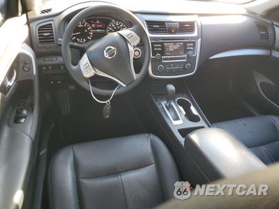 Zdjęcie 8 z 14 samochodu: 2018 NISSAN ALTIMA 2.5 VIN:1N4AL3AP4JC181313 - miniatura