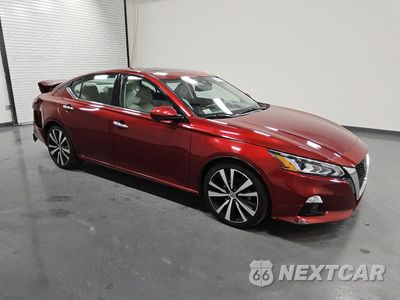 Czwarte zdjęcie samochodu z boku: 2019 NISSAN ALTIMA PLATINUM VIN:1N4BL4FV2KC111375 - miniatura