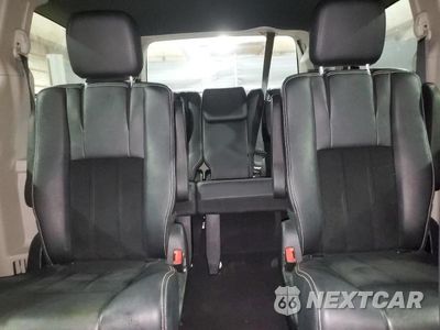 Zdjęcie 10 z 13 samochodu: 2017 DODGE GRAND CARAVAN SXT VIN:2C4RDGCG7HR813902 - miniatura