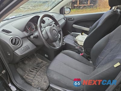 Zdjęcie 7 z 12 samochodu: 2013 MAZDA MAZDA2 VIN:JM1DE1KY1D0154010 - miniatura