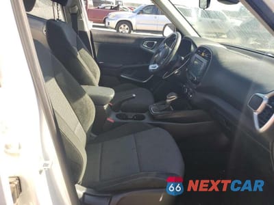 Zdjęcie 7 z 12 samochodu: 2020 KIA SOUL S VIN:KNDJ23AU0L7734358 - miniatura