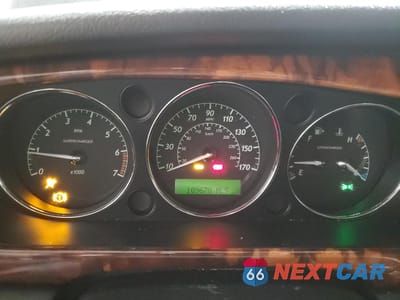 Zdjęcie 9 z 13 samochodu: 2006 JAGUAR XJR VIN:SAJWA73C26TH00572 - miniatura