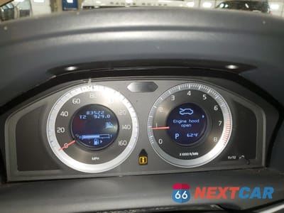 Zdjęcie 9 z 13 samochodu: 2010 VOLVO XC60 T6 VIN:YV4992DZ9A2025466 - miniatura