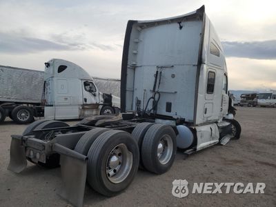 Czwarte zdjęcie samochodu z boku: 2019 KENWORTH CONSTRUCTION T680 VIN:1XKYD49X5KJ309382 - miniatura