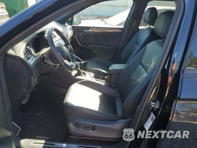 Zdjęcie 7 z 13 samochodu: 2023 VOLKSWAGEN TIGUAN SE R-LINE BLACK VIN:3VVCB7AX3PM113168 - miniatura
