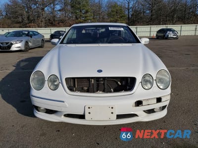 Piąte zdjęcie samochodu w środku: 2001 MERCEDES-BENZ CL 500 VIN:WDBPJ75J71A015174 - miniatura