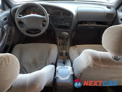 Zdjęcie 8 z 15 samochodu: 1996 TOYOTA CAMRY DX VIN:JT2BG12KXT0370457 - miniatura