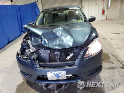 Piąte zdjęcie samochodu w środku: 2015 NISSAN SENTRA S VIN:3N1AB7AP5FY247972 - miniatura