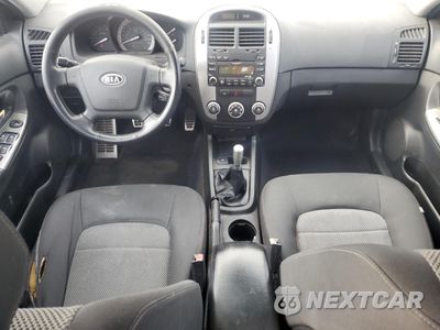 Zdjęcie 8 z 15 samochodu: 2008 KIA SPECTRA5 5 SX VIN:KNAFE161885020901 - miniatura