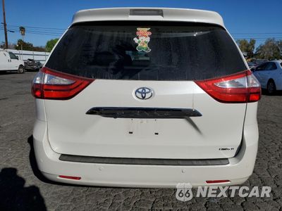Zdjęcie 6 z 14 samochodu: 2017 TOYOTA SIENNA XLE VIN:5TDYZ3DC4HS874763 - miniatura