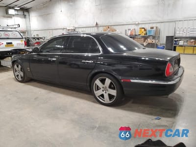 Drugie zdjęcie samochodu z przodu: 2006 JAGUAR XJR VIN:SAJWA73C26TH00572 - miniatura