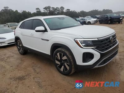 Czwarte zdjęcie samochodu z boku: 2024 VOLKSWAGEN ATLAS CROSS SPORT SE VIN:1V2KE2CA4RC238972 - miniatura