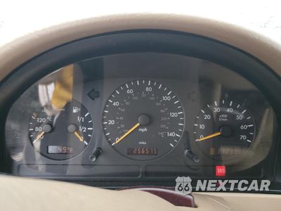 Zdjęcie 9 z 14 samochodu: 2005 MERCEDES-BENZ ML 500 VIN:4JGAB75E95A539368 - miniatura