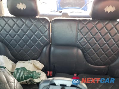 Zdjęcie 10 z 14 samochodu: 2000 GMC JIMMY / ENVOY VIN:1GKDT13W9Y2305564 - miniatura