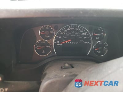 Zdjęcie 9 z 12 samochodu: 2011 GMC SAVANA G1500 VIN:1GTS7AF47B1171166 - miniatura