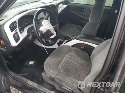 Zdjęcie 7 z 14 samochodu: 2002 GMC SONOMA VIN:1GTCS19W828229163 - miniatura