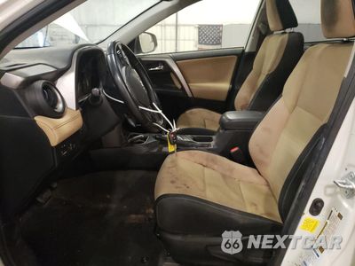 Zdjęcie 7 z 15 samochodu: 2017 TOYOTA RAV4 XLE VIN:JTMRFREV2HJ129569 - miniatura