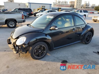 2010 VOLKSWAGEN NEW BEETLE 3VWPG3AG7AM013265 - główne zdjęcie licytacji z USA - miniatura