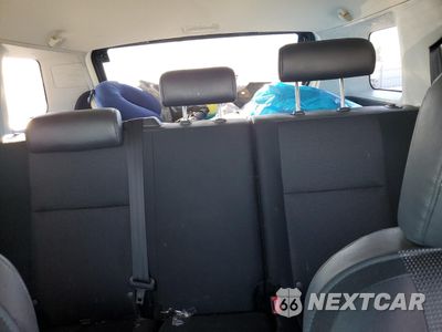 Zdjęcie 10 z 13 samochodu: 2010 TOYOTA FJ CRUISER VIN:JTEZU4BF9AK010743 - miniatura