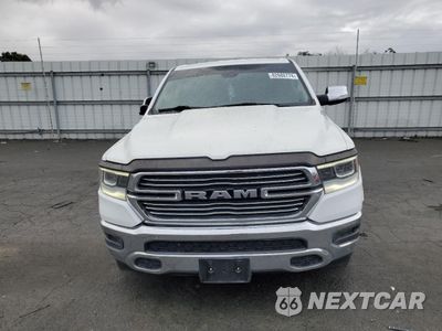 Piąte zdjęcie samochodu w środku: 2020 RAM 1500 LARAMIE VIN:1C6SRFDT9LN254097 - miniatura