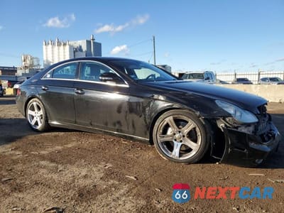 Czwarte zdjęcie samochodu z boku: 2007 MERCEDES-BENZ CLS 550 VIN:WDDDJ72X87A094964 - miniatura