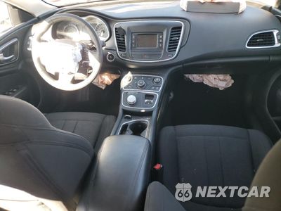 Zdjęcie 8 z 13 samochodu: 2016 CHRYSLER 200 LIMITED VIN:1C3CCCAB9GN181445 - miniatura