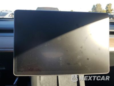 Zdjęcie 9 z 12 samochodu: 2024 TESLA MODEL Y VIN:7SAYGDED7RF162890 - miniatura