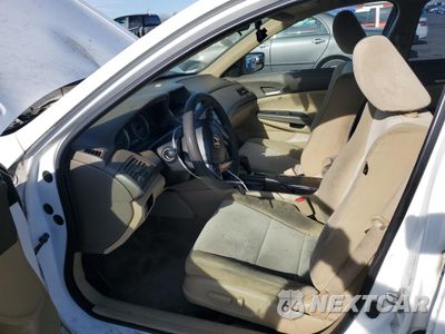 Zdjęcie 7 z 12 samochodu: 2010 HONDA ACCORD LXP VIN:1HGCP2F46AA028848 - miniatura