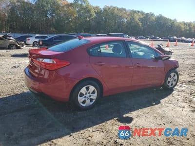 Trzecie zdjęcie samochodu z tyłu: 2015 KIA FORTE LX VIN:KNAFX4A62F5313138 - miniatura