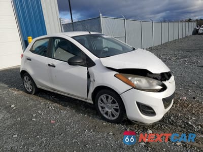 Czwarte zdjęcie samochodu z boku: 2013 MAZDA MAZDA2 VIN:JM1DE1KY2D0167560 - miniatura