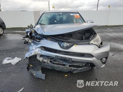 Piąte zdjęcie samochodu w środku: 2018 TOYOTA RAV4 ADVENTURE VIN:JTMWFREV0JD122143 - miniatura