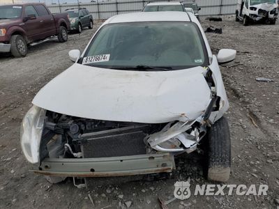 Piąte zdjęcie samochodu w środku: 2016 NISSAN VERSA S VIN:3N1CN7AP1GL806223 - miniatura