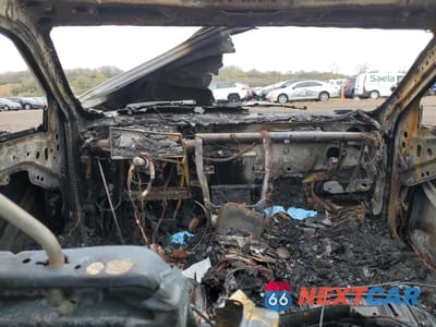 Zdjęcie 8 z 12 samochodu: 2022 POLESTAR 2 VIN:LPSED3KA8NL051925 - miniatura