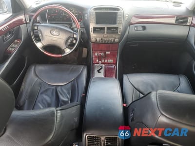 Zdjęcie 8 z 13 samochodu: 2001 LEXUS LS 430 VIN:JTHBN30F610032659 - miniatura