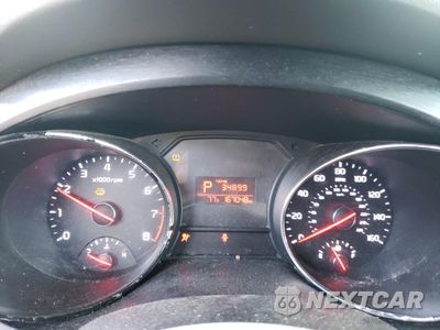 Zdjęcie 9 z 15 samochodu: 2016 KIA SEDONA LX VIN:KNDMB5C10G6083286 - miniatura
